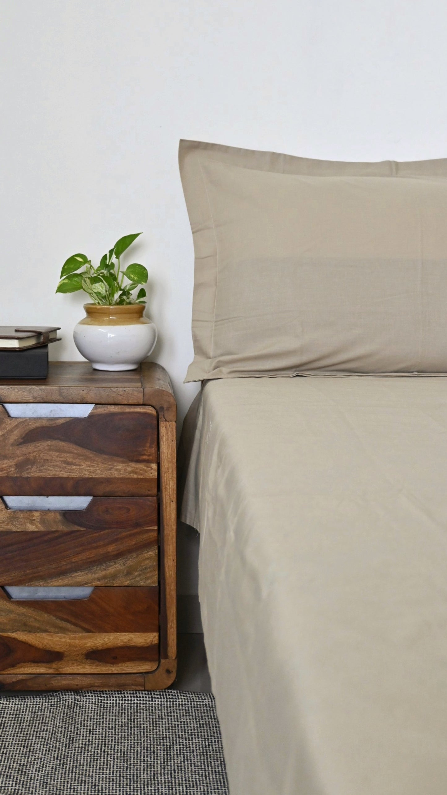 Taupe 100% Cotton Single Flat Bed Sheet with Pillow Cover – 140 TC